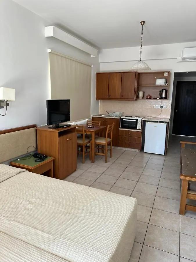 Apartahotel Panas Villas Ayia Napa